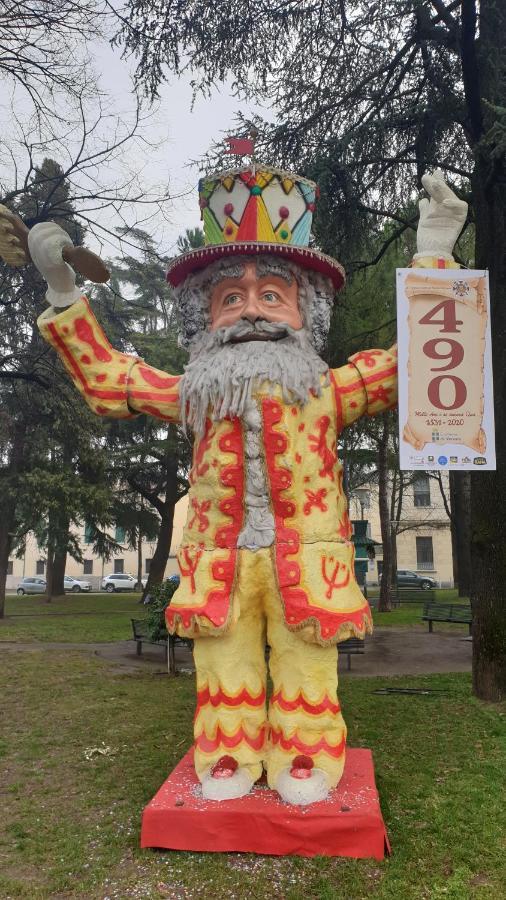Dimora Rosso San Zeno - Wifi Veloce E Adatto Per Famiglie Verona Luaran gambar