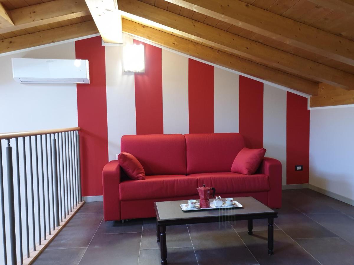 Dimora Rosso San Zeno - Wifi Veloce E Adatto Per Famiglie Verona Luaran gambar