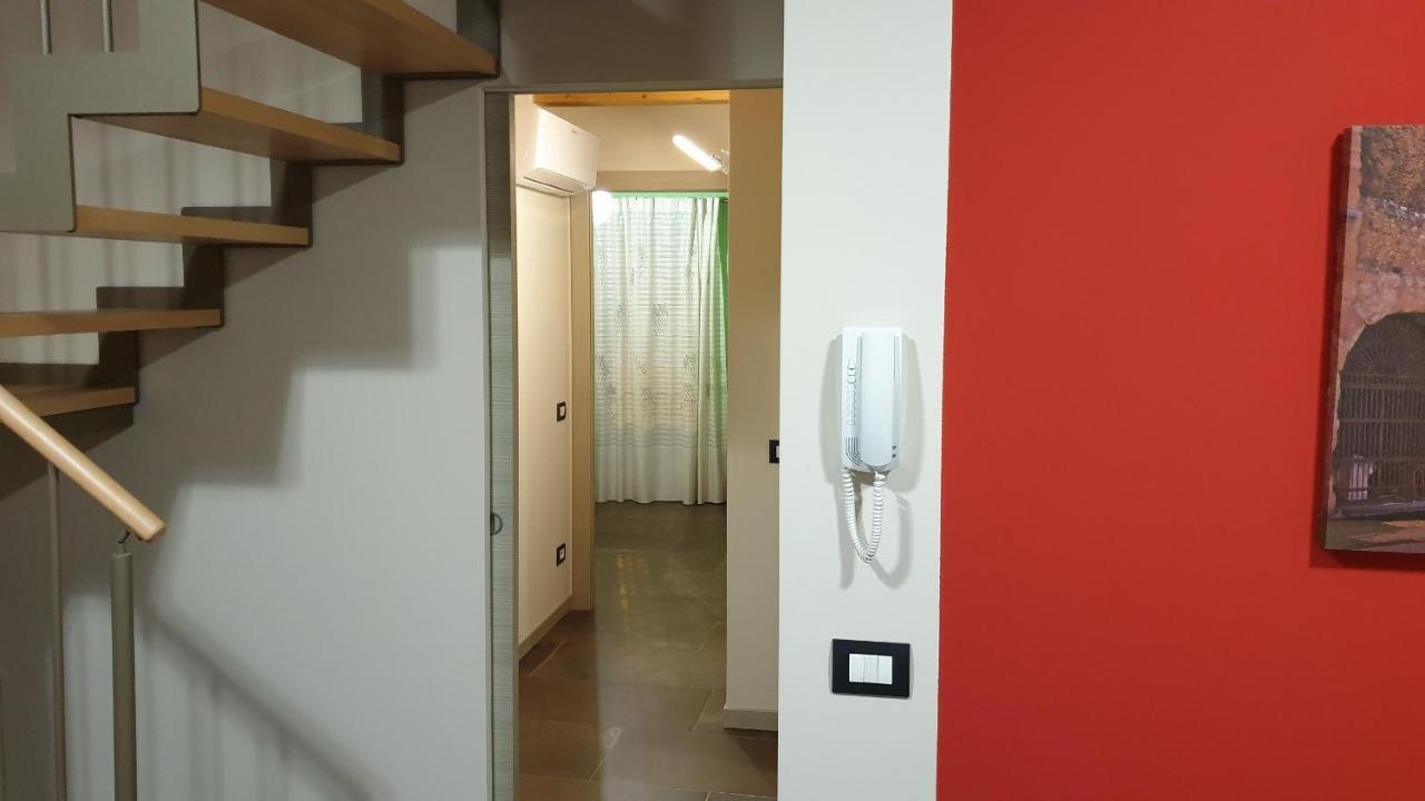 Dimora Rosso San Zeno - Wifi Veloce E Adatto Per Famiglie Verona Luaran gambar